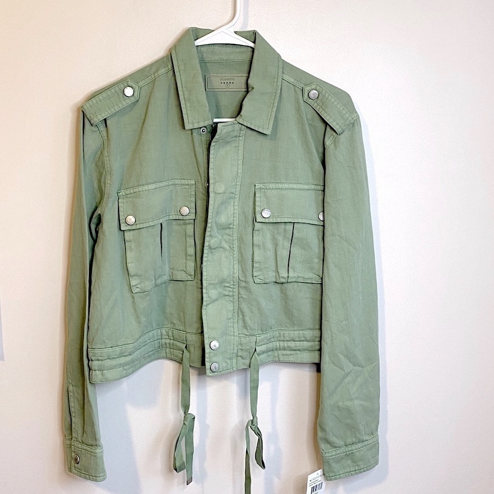 NWT BLANK NYC Here and Now Cropped Utility Jacket Green Size Small - Picture 10 of 13